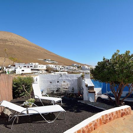 Bajo El Volcan Rural Villa Canaria Montana Blanca Kültér fotó