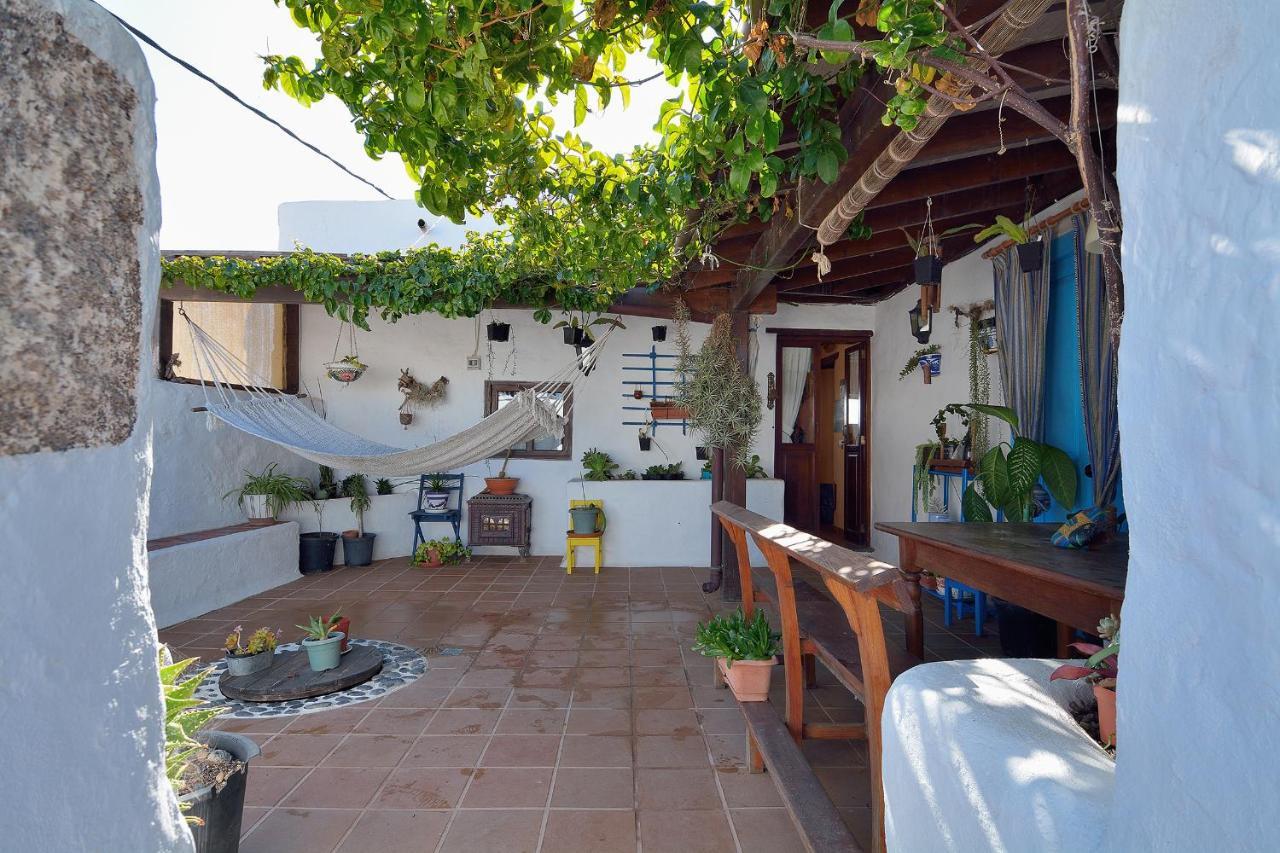 Bajo El Volcan Rural Villa Canaria Montana Blanca Kültér fotó