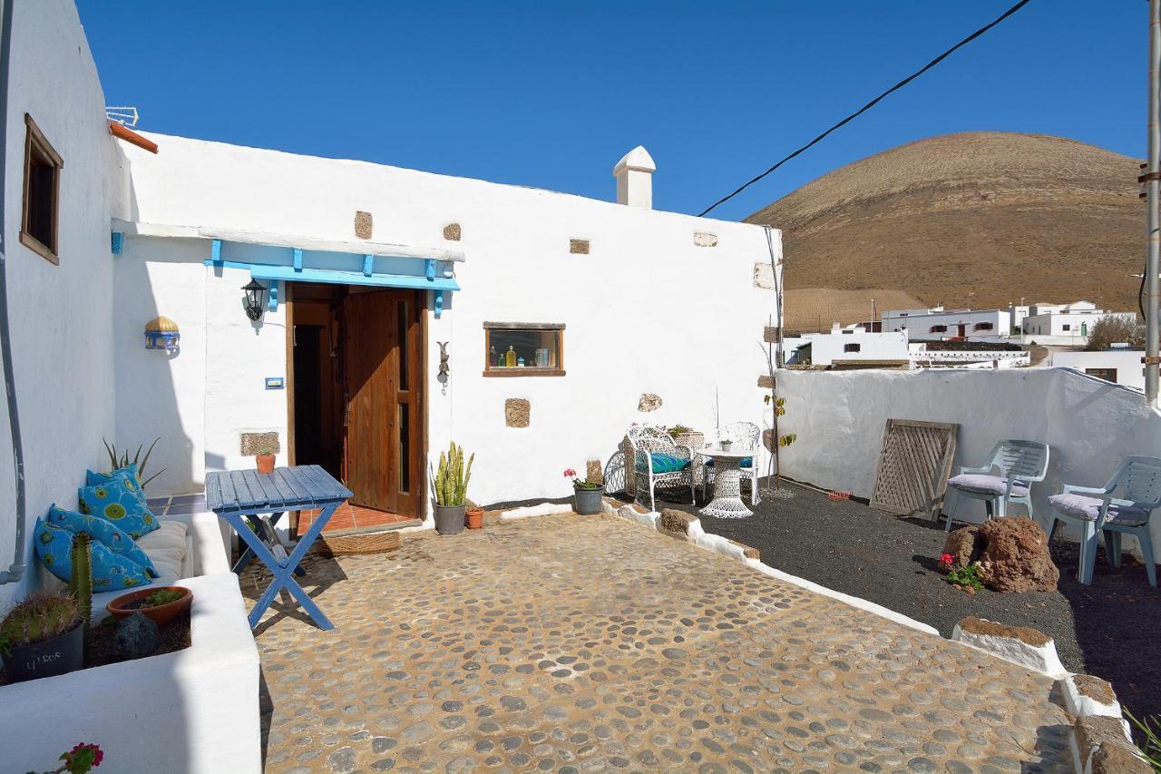 Bajo El Volcan Rural Villa Canaria Montana Blanca Kültér fotó